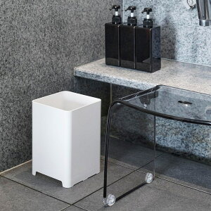 山崎実業 水が抜けるゴミ箱 タワー 5L ホワイト 4903208018128 【品番:01812】