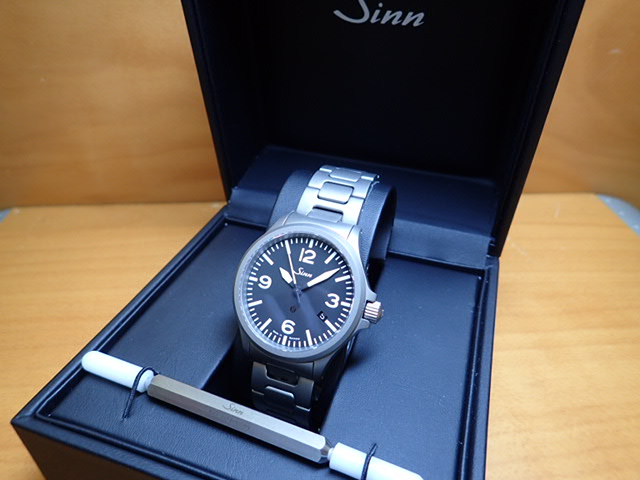 楽天市場】【あす楽】 生産終了モデル ジン 腕時計 SINN 856.B 優美堂 