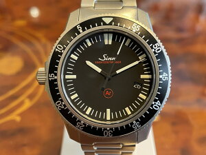 W rv Sinn 703 EZM3 FM Wrv ICAEČǍƎZp葱ȒPȕ܂BÂ̂xrňꊇԍς邱Ƃo܂B