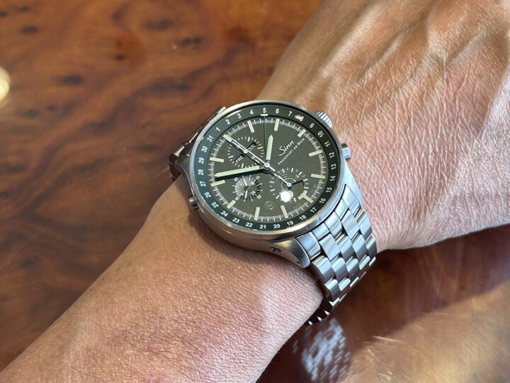 楽天市場】ジン 腕時計 Sinn 3006.M ムーンライト表示という複雑機能を 