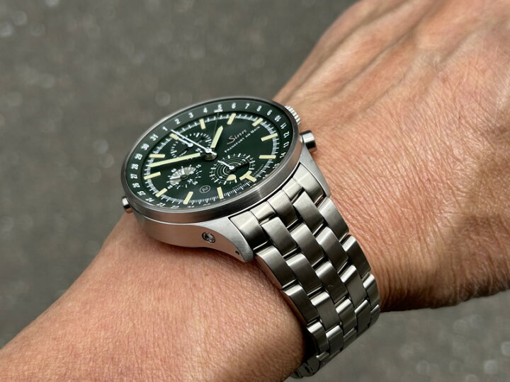 楽天市場】ジン 腕時計 Sinn 3006.M ムーンライト表示という複雑機能を 