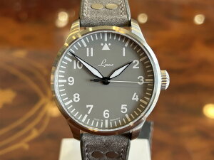 yyz R rv Laco 862158 PILOT Augsburg42 Grau pCbg AENXuN OE 42mm DLaco Rrv̓[J[ۏ2N̐K̔XiłB葱ȒPȕ