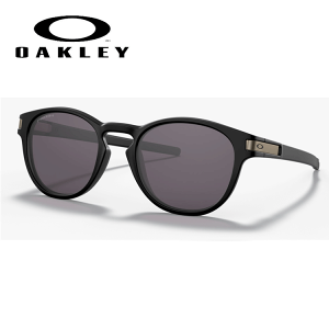 訳ありOAKLEYオークリー9349-28ライトグレーレンズLatchラッチ28 訳ありOAKLEYオークリー9349-28ライトグレーレンズLatchラッチ28 訳