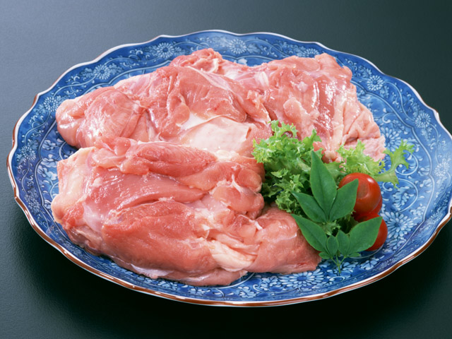 鶏もも肉（業務用2kgパック)ブラジル産 鶏肉 もも モモ 精肉（料理例）から揚げ、親子丼、鍋、カレーなどに