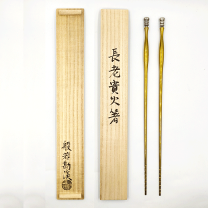 茶道具　一辰造　鉄時代　角透七宝象嵌入　飾火箸　共箱　V　R7701 茶道具 一辰造 鉄時代 角透七宝象嵌入 飾火箸 共箱 V R7701