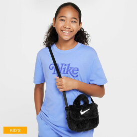 【ネコポス配送】ナイキ ショルダーバッグ キッズ ジュニア 子供 フェイクファー クロスボディバッグ NIKE FX FUR CROSSBODY FZ1329 鞄 かばん バッグ ボディバッグ ふわふわ ファー ロゴ カジュアル シンプル スポーティ おでかけ アウトドア レジャー 国内正規品