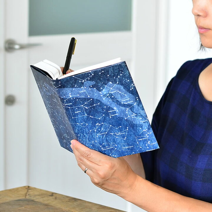 楽天市場 マラソン期間中ポイント最大24倍 ブックカバー フリーサイズ Free Siza Book Cover タイベック デュポン社 全15色 ノートカバー 手帳カバー 文庫 新書 単行本 A5 B4 四六判 漫画 かわいい アーティミス Artemis デザイン 新書判 おしゃれ 文庫本 雑貨