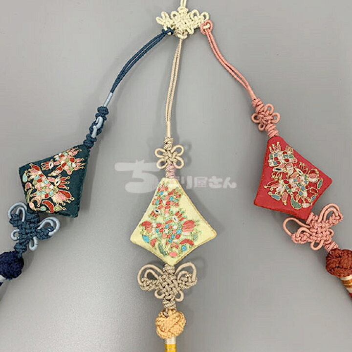 楽天市場】ノリゲ 高級 韓国 チョゴリ 韓服 雑貨 伝統 飾り インテリア 