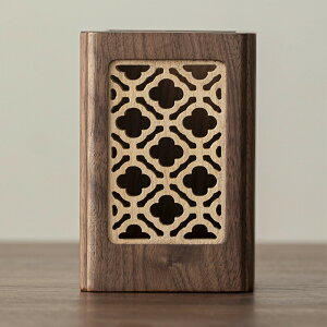 ؂̃E[ibg yP[X yX^h yz_[ y ؐ XNGA p^  y M [P[X [ ItBX KlX^h fXN M VRf  [ 