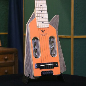 �A�E�g���b�g�Z�[�� Traveler Guitar �g���x���[�M�^�[ Ultra-Light EDGE, Bittersweet Orange & Molten Lava �G���A�R �y�� �R���p�N�g �g���x���M�^�[ �M�O�o�b�O�t