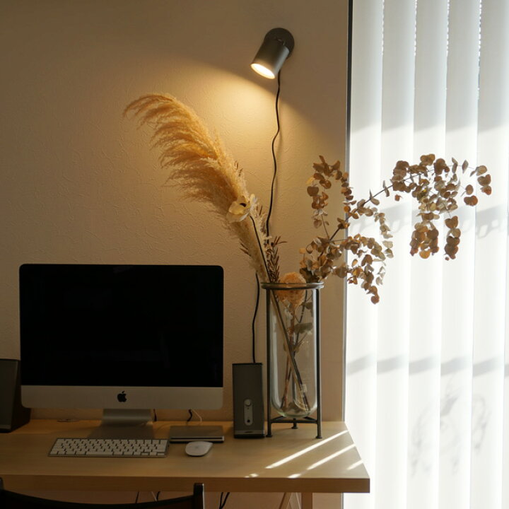 楽天市場 壁付け照明 Grid Wall Lamp グリッド ウォールランプart Work Studio アートワークスタジオ 100w相当led コンセント式 壁付け 色調2段切替 角度調整可能 スポットライト ブラケットライト Aw 0577 Interiorzakka ｚｅｎ ｙｏｕ