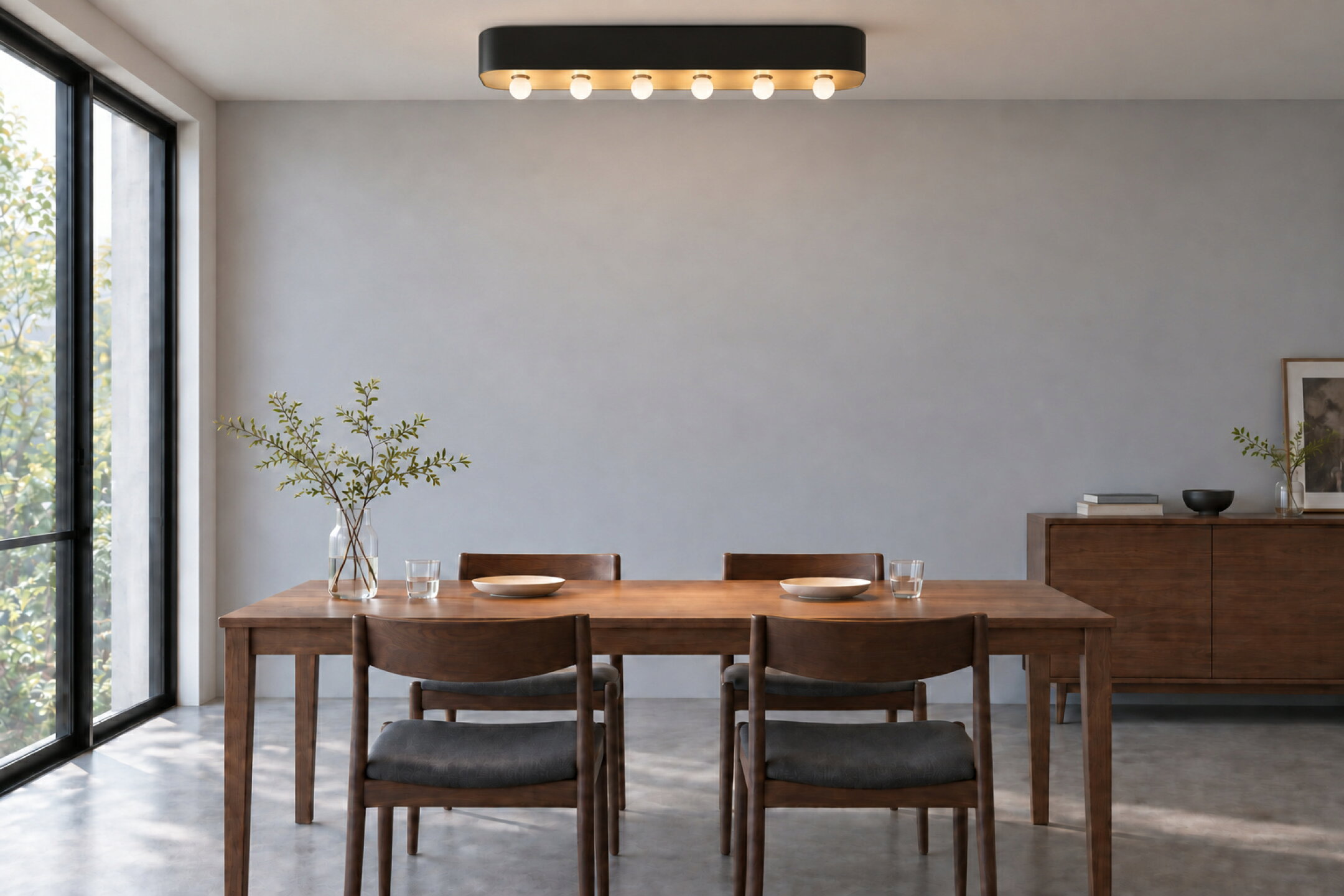BURMILLA Ceiling Light／ブラック／ミルク球の正面コーディネートイメージ