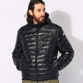 【最大10,000円OFFクーポン配布】モンクレール MONCLER ライトダウン ジャケット メンズ アウター ナイロン キルティング 袖ロゴパッチ MCLEVANTER4 ブランド 男性 ブルゾン