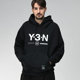 ワイスリー フーディ メンズ Y-3 ネイバーフッド NEIGHBORHOOD コラボ ロゴ プリント スウェット プルオーバー パーカー NBHD GRAPHIC HOODIE Y3JW7004 ブランド トップス ブラック