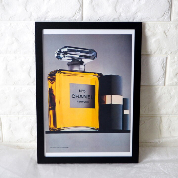 楽天市場 中古 非常に良い Chanel シャネル No 5 香水 ルージュ アートパネル アートボード アートポスター ヴィンテージポスター 昔の広告 19年 80 S 欧風 モダン オシャレ インテリア レトロ アンティーク調 額縁 サイズ Zerosix