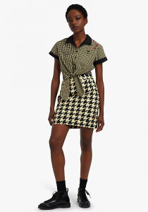 �t���b�h�y���[ �M���K���� �n�E���h�g�D�[�X�X�J�[�g �~�j�X�J�[�g SD2005 J96 WOMEN AMY WINEHOUSE HOUNDSTOOTH PENCIL SKIRT ICED YELLOW
