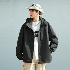 ジャケット メンズ 男性用 アウトドア 山系 カジュアル ブルゾン 撥水 防風 フード付き 薄手 スポーツ 作業着 普段使い 春秋 灰色 黒 コーヒー(x2)