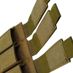 スポーツウエストポーチ 戦術的 3連マガジンポーチ 多機能アタッチメント MOLLE対応 ベストバッグ 弾薬収納 携帯用 ナイロン製 耐摩耗性 ブラック カーキ グリーン アウトドア(x2)