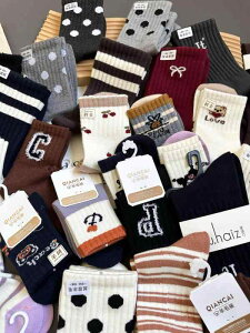靴下 キッズ 子供用 レディース メンズ 秋冬 中筒丈 厚手 ウール混 カートゥーン柄 刺繍 ソックス 均? 1歳 2歳 3歳 4歳 5歳 6歳 7歳 8歳 9歳 10歳 11歳 12歳 41%ポリエステル