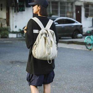 リュックサック レディース メンズ 軽量 撥水 ナイロン 巾着型 スポーツ アウトドア 旅行 トラベル 学生 大容量 14インチPC収納可能 無地 ブラック ホワイト グリーン ピンク系 カジュアル ス