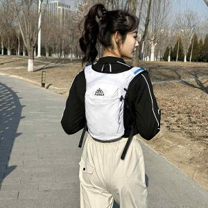 リュックサック レディース メンズ 5L 登山用リュック 撥水 通気性 軽量 減圧 リフレクター付き SOSホイッスル付き アウトドア スポーツ 旅行 グレー ブルー レッド オレンジ ブラック ホワイ