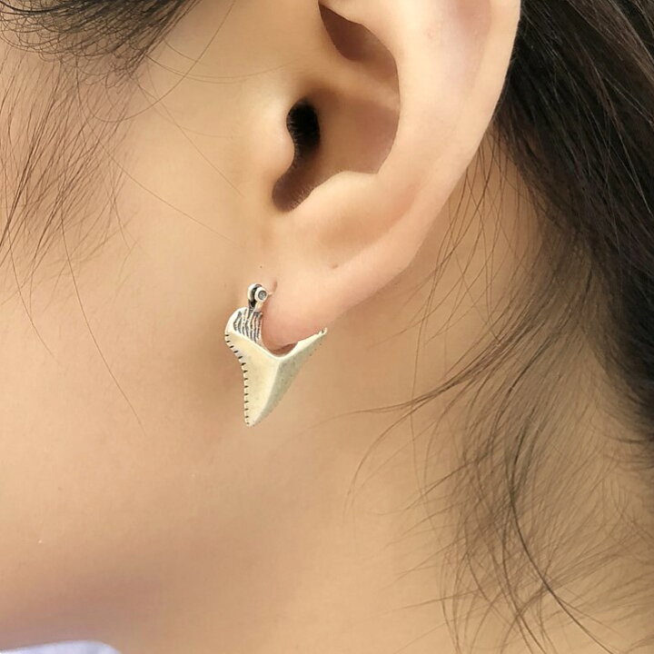 楽天市場】ピアス シャーク サメの歯 シルバー925 純銀素材 フープ 
