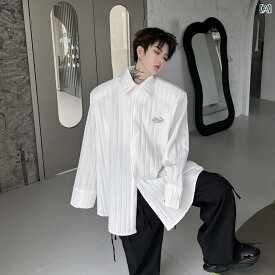 韓国 感 ストライプ 長袖シャツ メンズ テクスチャード ショルダーパッド ソリッドカラー シャツ メタルバックル装飾 カジュアル