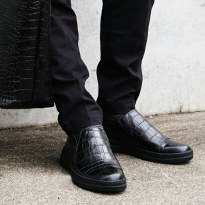 NR_CEG{XU[ TChSAEXb|Xj[J[(vibram)