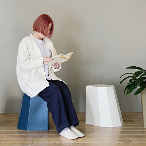 A[mhT[JX Xc[ ( Martino Gamper / }eB[mEKy[ j Arnold Circus Stool X^bLO O TChe[u v^[ [ S~