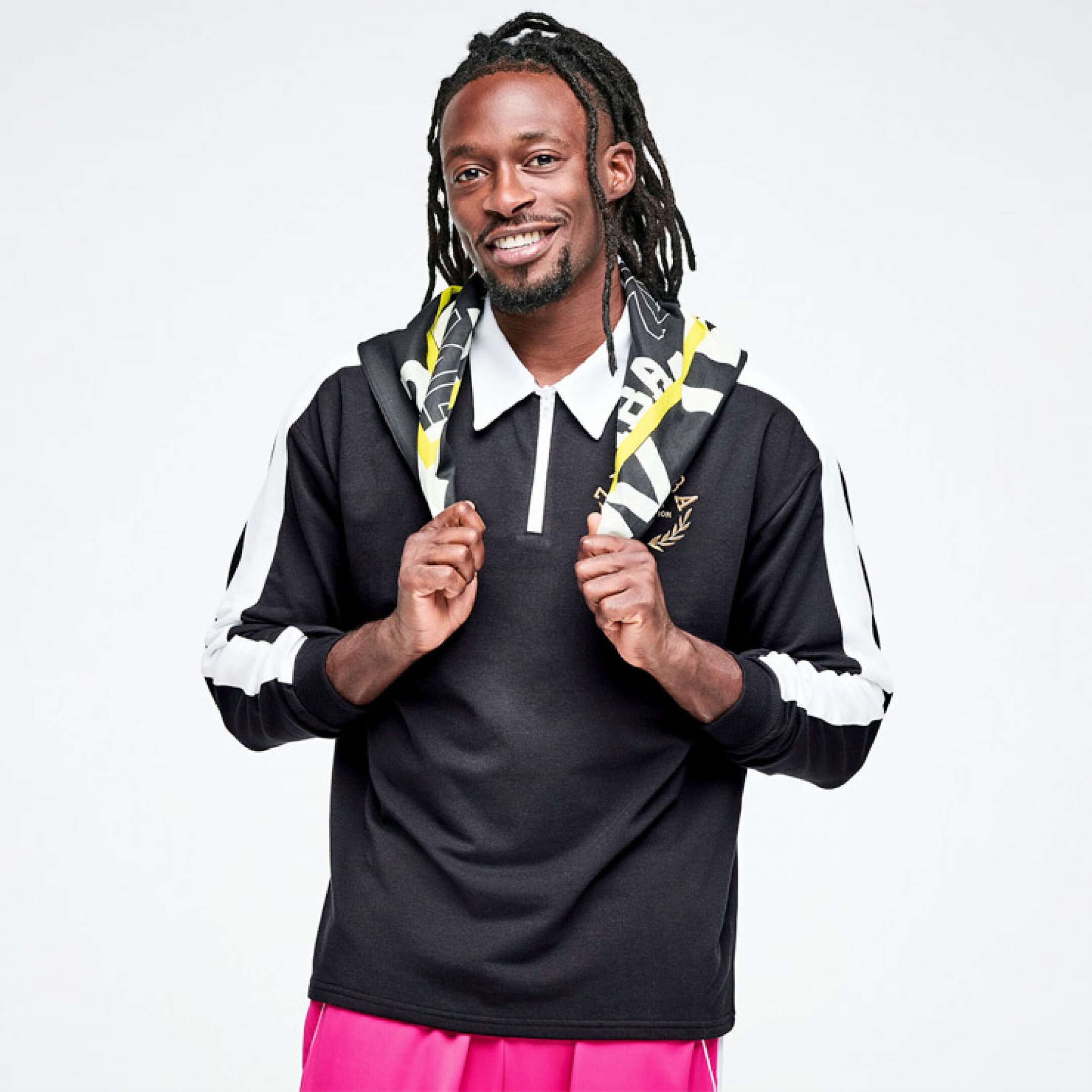 ZUMBA ズンバ 正規品 ウェア グッズ バンダナ 2枚組 ロゴ カラフル スカーフ 綿 エクササイズ フィットネス ジム スポーツ ダンス ヨガ ウェア ズンバウェア マルチカラー S4
